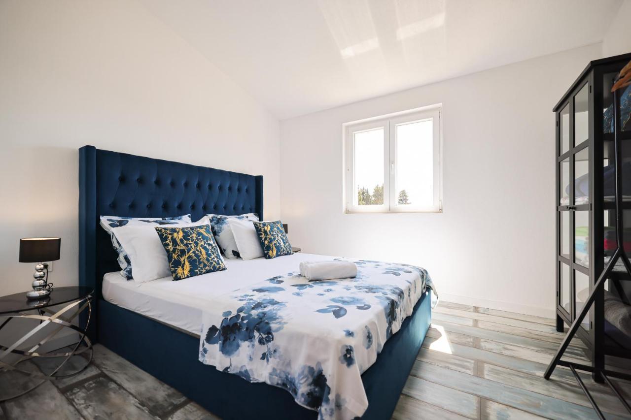 Apartments Marta Verunic Екстер'єр фото