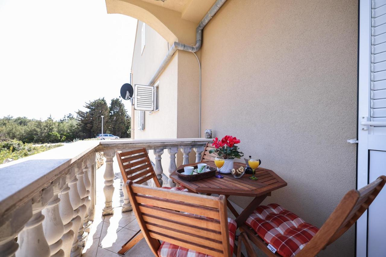 Apartments Marta Verunic Екстер'єр фото