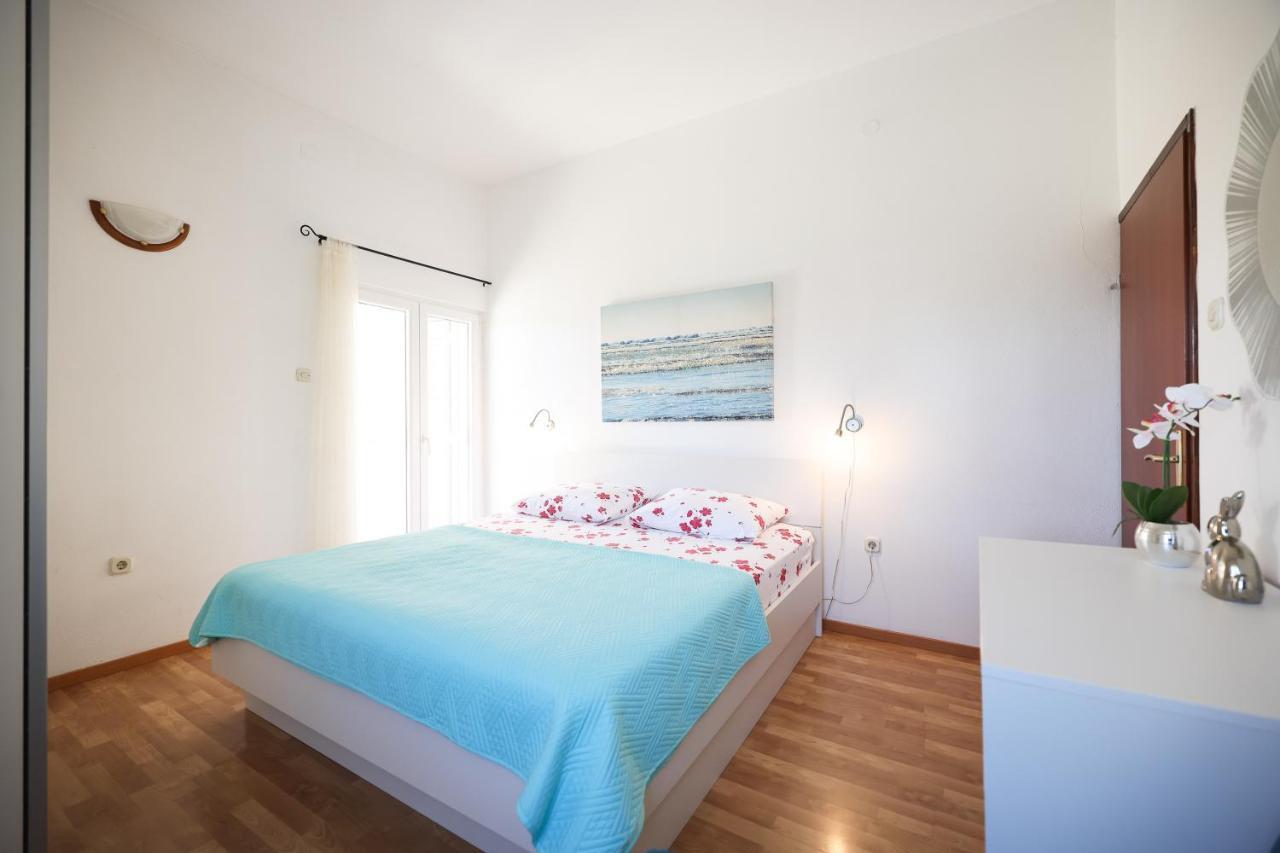 Apartments Marta Verunic Екстер'єр фото