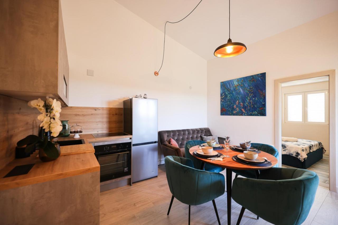 Apartments Marta Verunic Екстер'єр фото