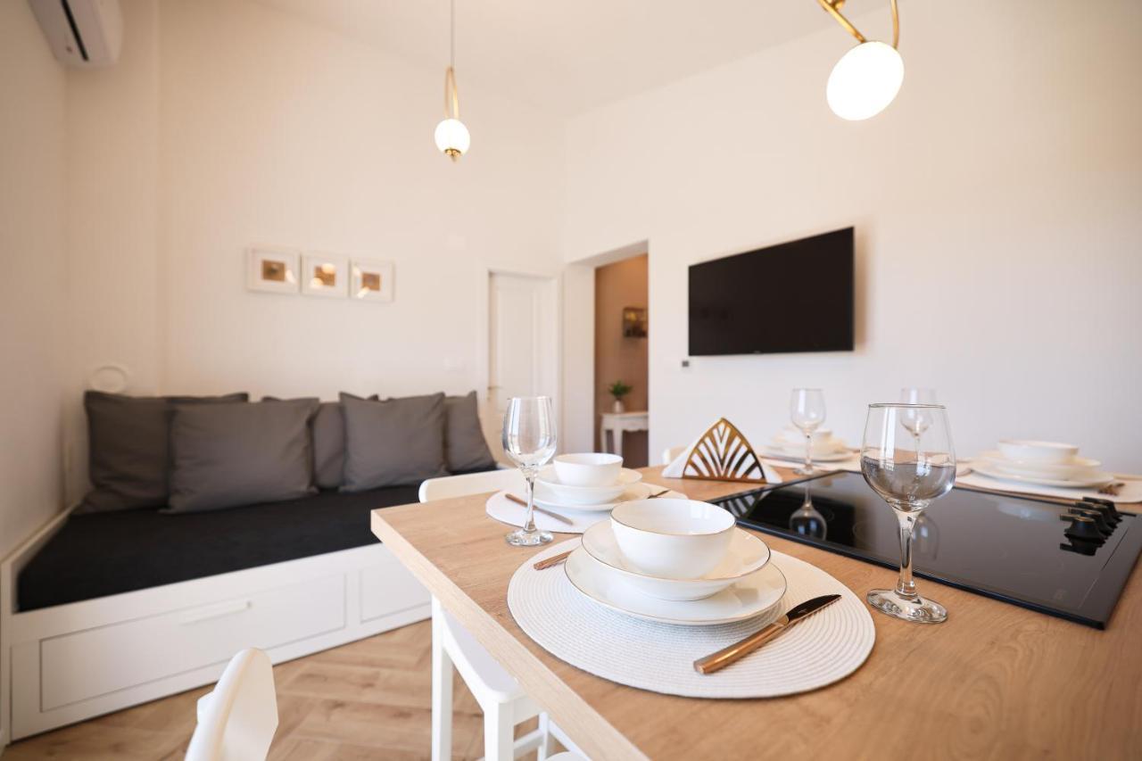 Apartments Marta Verunic Екстер'єр фото