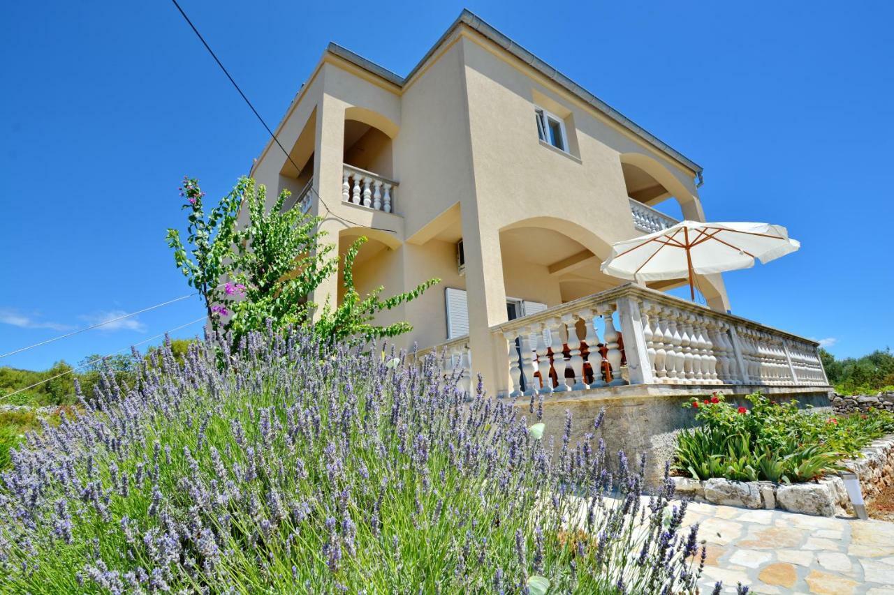 Apartments Marta Verunic Екстер'єр фото